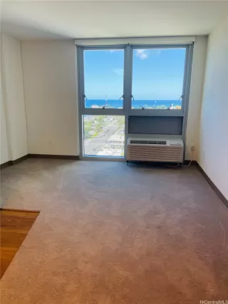 Photo #4: 202608965 Listing 