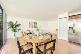 Photo #4: 202608982 Listing 