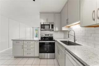 Photo #3: 202609011 Listing 