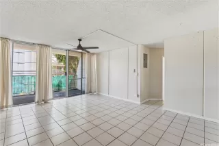 Photo #6: 202609011 Listing 