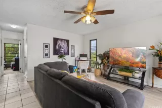Photo #5: 202609035 Listing 