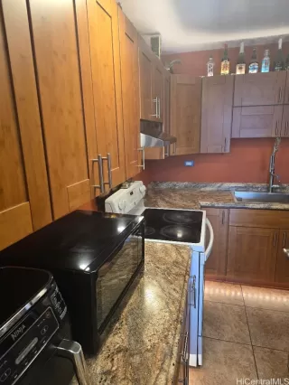 Photo #4: 202609049 Listing 