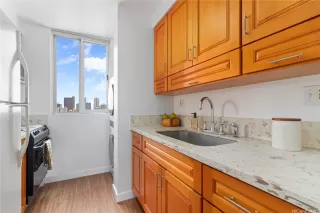 Photo #4: 202609067 Listing 