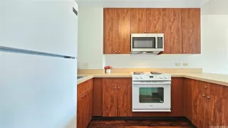 Photo #2: 202609107 Listing 