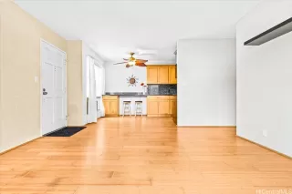 Photo #6: 202609112 Listing 