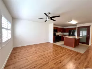 Photo #2: 202609128 Listing 