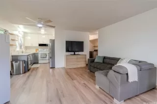 Photo #6: 202609167 Listing 