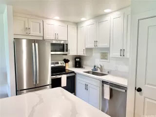 Photo #5: 202609207 Listing 