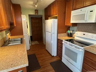 Photo #5: 202609232 Listing 