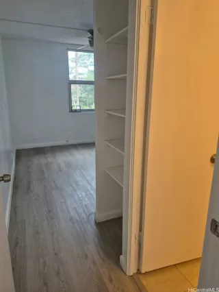 Photo #3: 202609254 Listing 