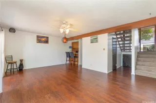 Photo #3: 202609256 Listing 