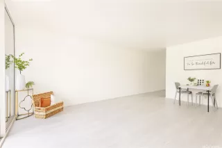 Photo #3: 202609258 Listing 