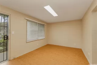 Photo #4: 202609271 Listing 