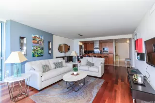 Photo #3: 202609346 Listing 