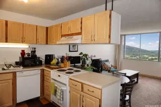 Photo #2: 202609352 Listing 