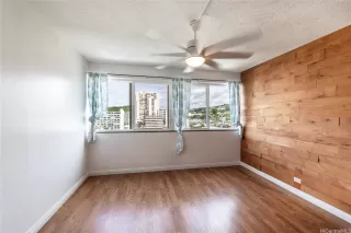 Photo #4: 202609369 Listing 