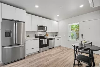 Photo #5: 202609377 Listing 