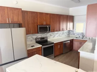 Photo #2: 202609387 Listing 