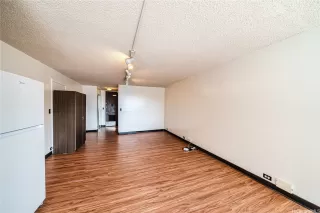 Photo #6: 202609393 Listing 