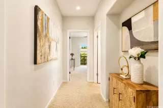 Photo #6: 202609419 Listing 