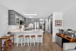 Photo #3: 202609431 Listing 