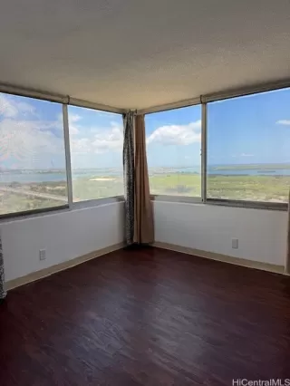 Photo #4: 202609442 Listing 