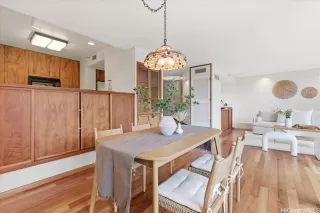 Photo #6: 202609444 Listing 