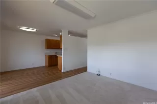 Photo #4: 202609453 Listing 