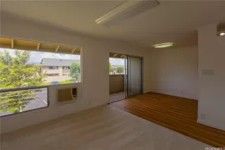 Photo #5: 202609453 Listing 