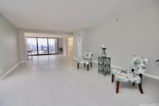 Photo #3: 202609486 Listing 