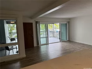 Photo #5: 202609490 Listing 