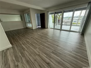 Photo #6: 202609490 Listing 