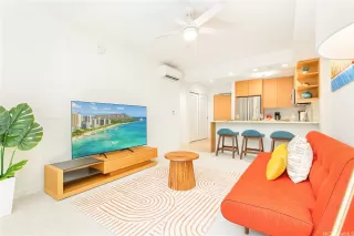 Photo #2: 202609508 Listing 