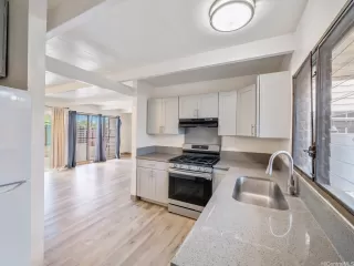 Photo #2: 202609523 Listing 