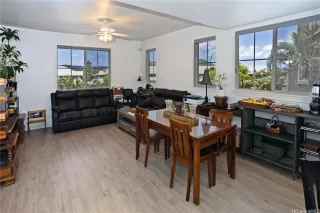 Photo #3: 202609534 Listing 