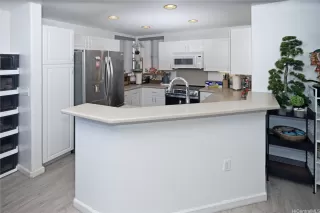 Photo #4: 202609534 Listing 