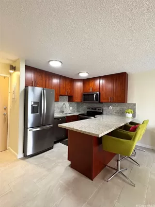 Photo #6: 202609553 Listing 