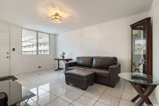 Photo #3: 202609561 Listing 