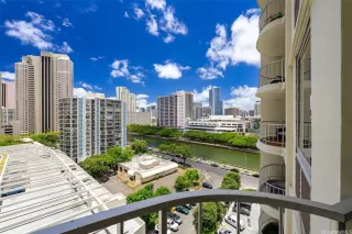 Photo #4: 202609605 Listing 