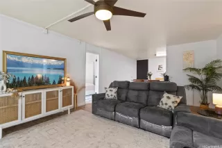 Photo #5: 202609624 Listing 