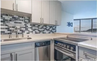 Photo #2: 202609658 Listing 