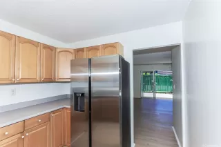 Photo #5: 202609704 Listing 