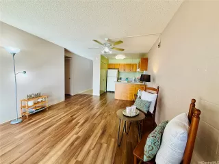 Photo #2: 202609726 Listing 