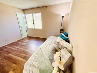 Photo #6: 202609726 Listing 