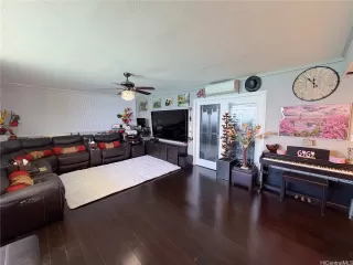 Photo #4: 202609733 Listing 