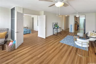 Photo #4: 202609734 Listing 