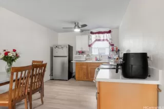 Photo #2: 202609747 Listing 