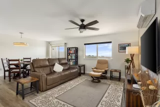 Photo #3: 202609803 Listing 