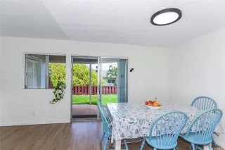 Photo #6: 202609820 Listing 