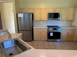 Photo #5: 202609824 Listing 